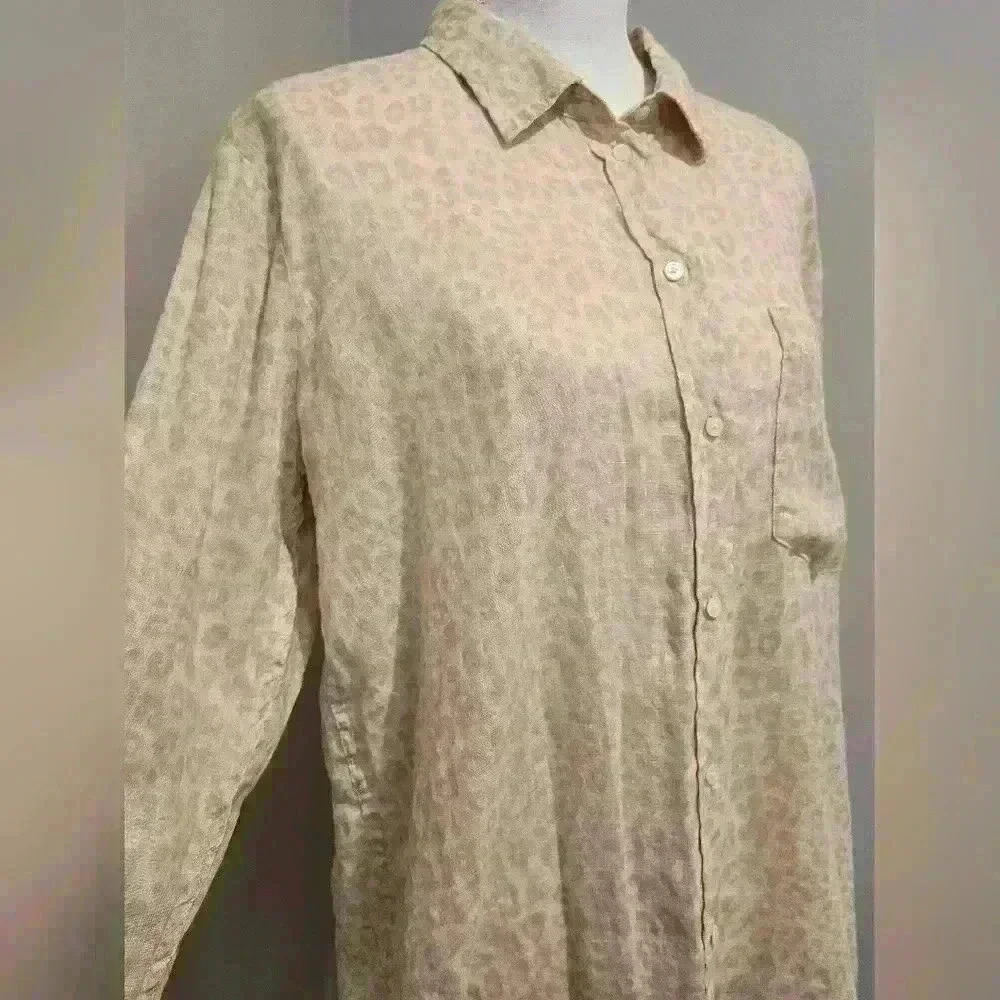 Gap 100% Linen Leopard Print Button Down - image 5